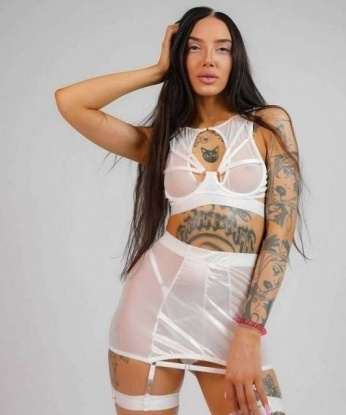 Анна, 23 года, 1 размер груди